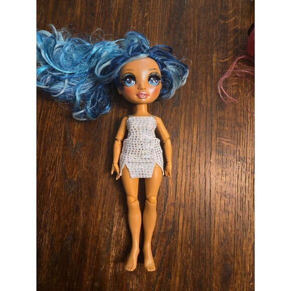 Rainbow High doll girls toy - Picture 4 of 4